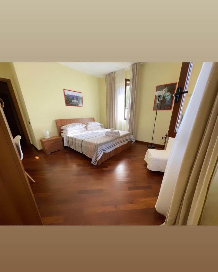 Dino'S B&B Casapulla Extérieur photo